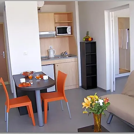 Vanina Park Aparthotel 3*