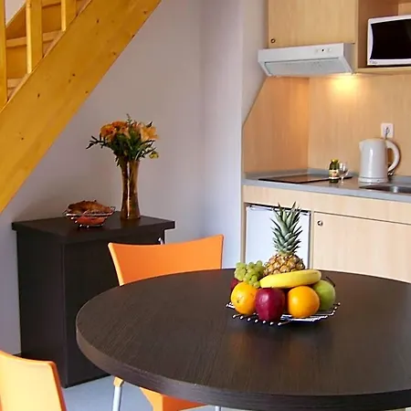 Vanina Park Aparthotel